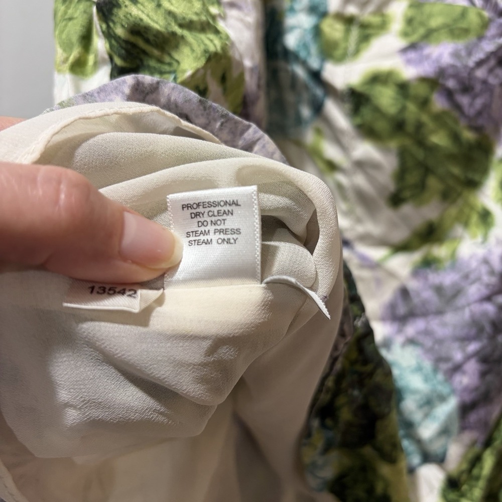 Ann Taylor Women 10 Floral Silk Top Camisole Ruffle Spaghetti Straps Romantic - Picture 9 of 9